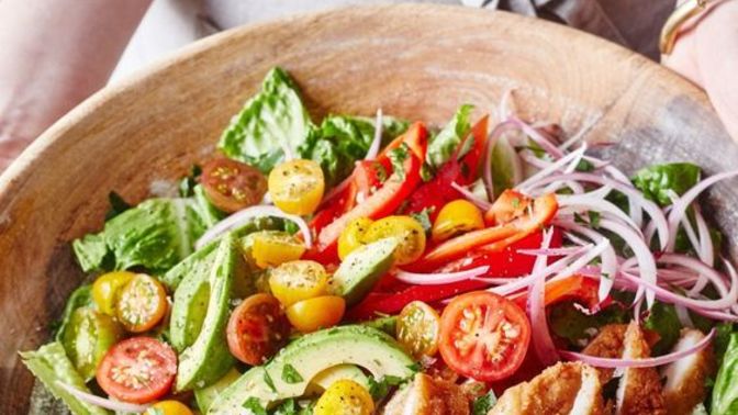 Salata yemek doyurucu olur mu?