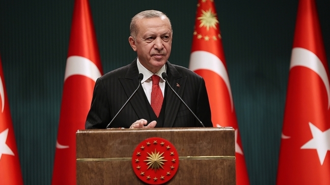 Cumhurbaşkanı, "Enflasyon yılbaşından itibaren ciddi bir düşüş sürecine girecek" dedi. Size göre enflasyon düzelir mi?
