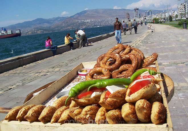 Dışarıda olduğunuzda mutlaka yemeği istediğiniz sokak lezzeti hangisidir?