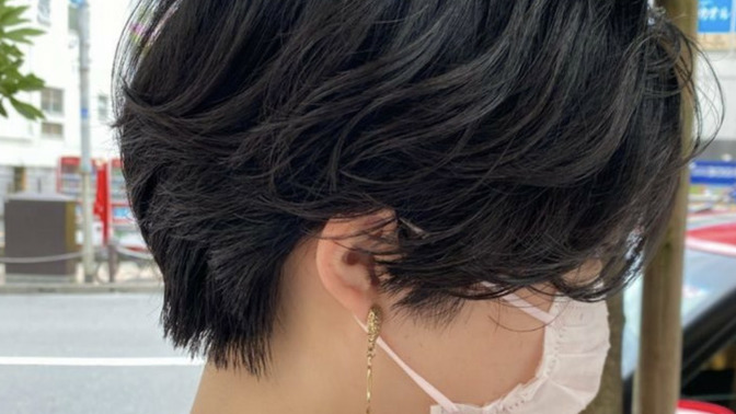 Kalın gür saçlıyım, pixie cut yakışır mı çok korkuyorum?