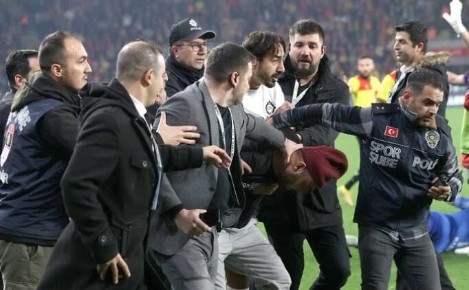 Altay kalecisine saldıran holigan: Kayınbiraderimi görmeye gittim dedi! Sizce olabilir mi?