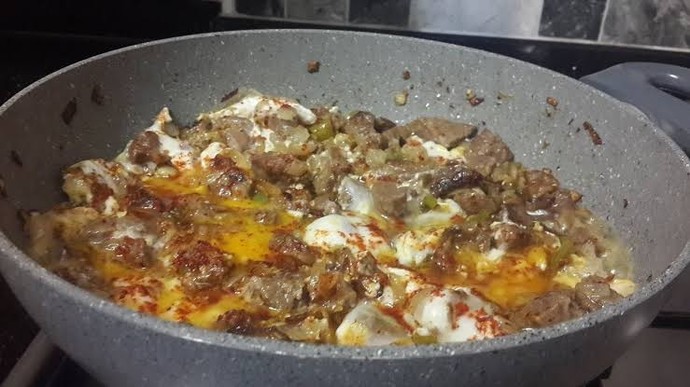 Çiğ köftenin yanına hangisini tercih edersiniz?