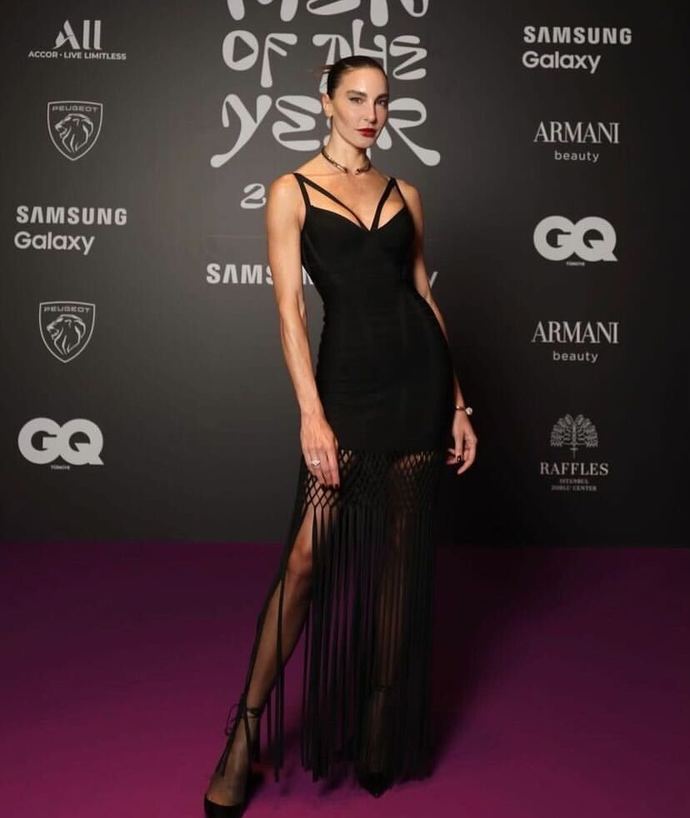 GQ ödül töreninde şıklık yarışı! En çok kimi beğendiniz❤️‍🔥?