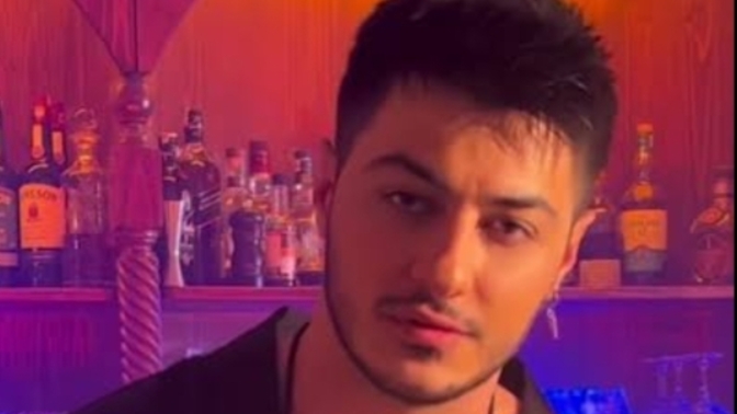 Eşim çok açık giyiniyor dellenmeli miyim?