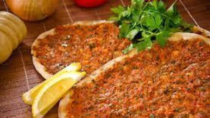 Lahmacunu dürüm yapmadan yiyebilir misin?