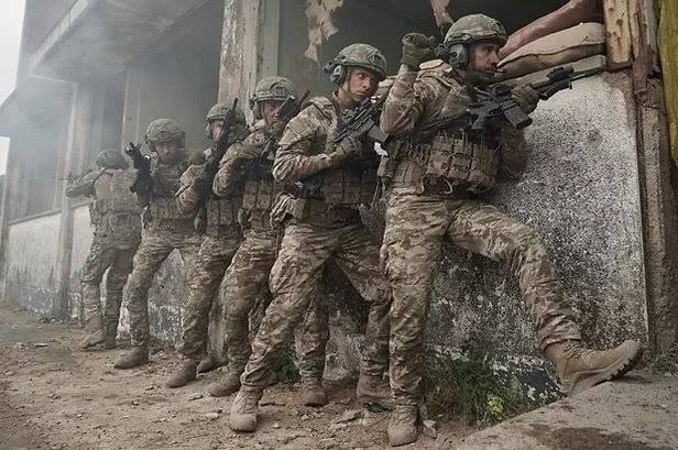 Al Sancak dizisini izleyecek misiniz?