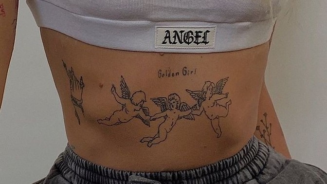 Karşı cinste, dövme mi daha havalı piercing mi?