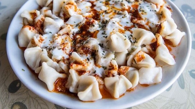 Mantının iki muhteşem hali! Siz mantıyı nasıl yemeyi tercih ediyorsunuz?
