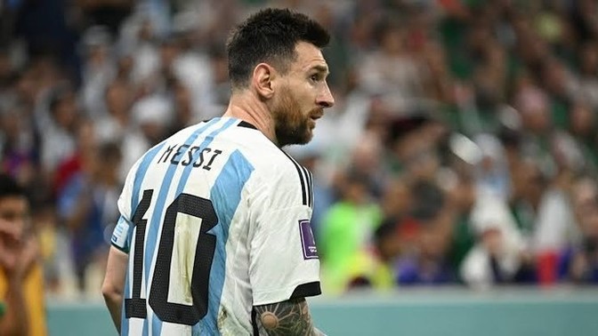 Gelmiş geçmiş en iyi futbolcular listenizde Lionel Messi kaçıncı sırada?