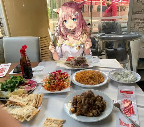 İlk buluşma için ocakbaşına davet eden erkekle olur mu?