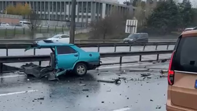 İstanbul'da olan kazada araç ikiye bölünmüş! Hangi marka araçlara güven olmaz :(?