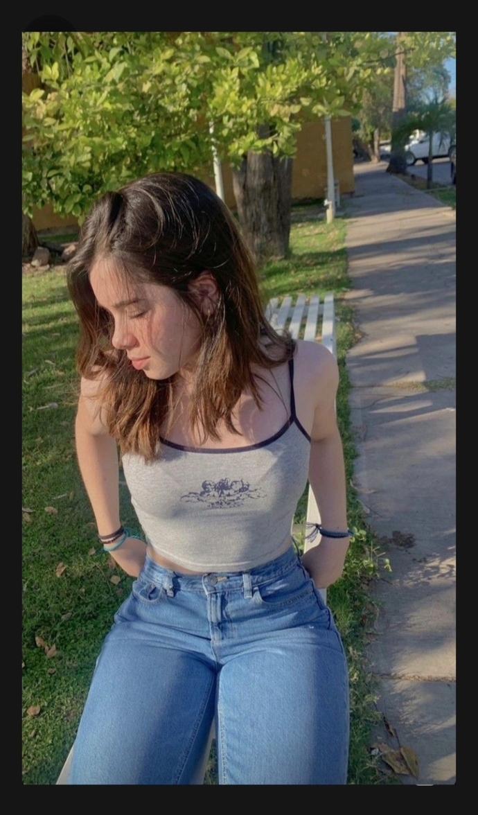 Göğüslerim küçük diye çirkin mi oluyorum?