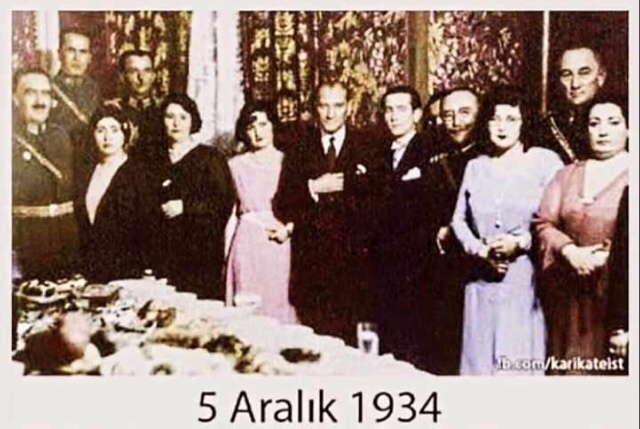 Kadınların haklarını savunan Adam kalmadı artık günümüzde maalesef..🤷🏻‍♀️ Sizin düşünceniz?