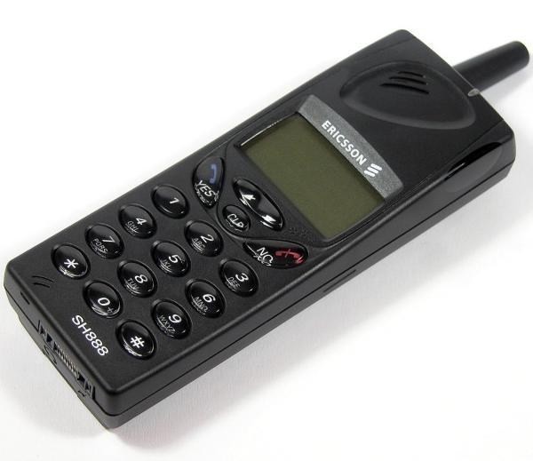 İlk telefonunuzun marka modelini hatırlıyor musunuz ?