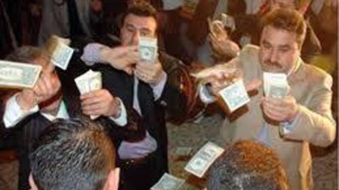 Atama bekliyorum şimdiden ailem maaşımı kendilerine böldü, ben ne yapacağım?