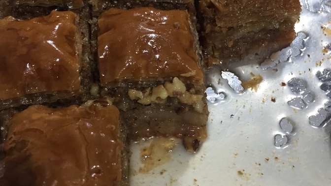 Türk kahvesiyle baklava yiyorum midesiz miyim?