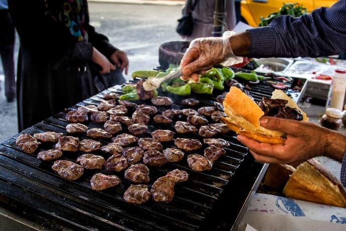 Sokak lezzetleri dendiğinde tadı damağınızda kalan yemek nedir?