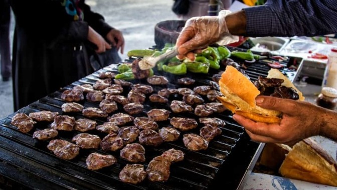 Sokak lezzetleri dendiğinde tadı damağınızda kalan yemek nedir?