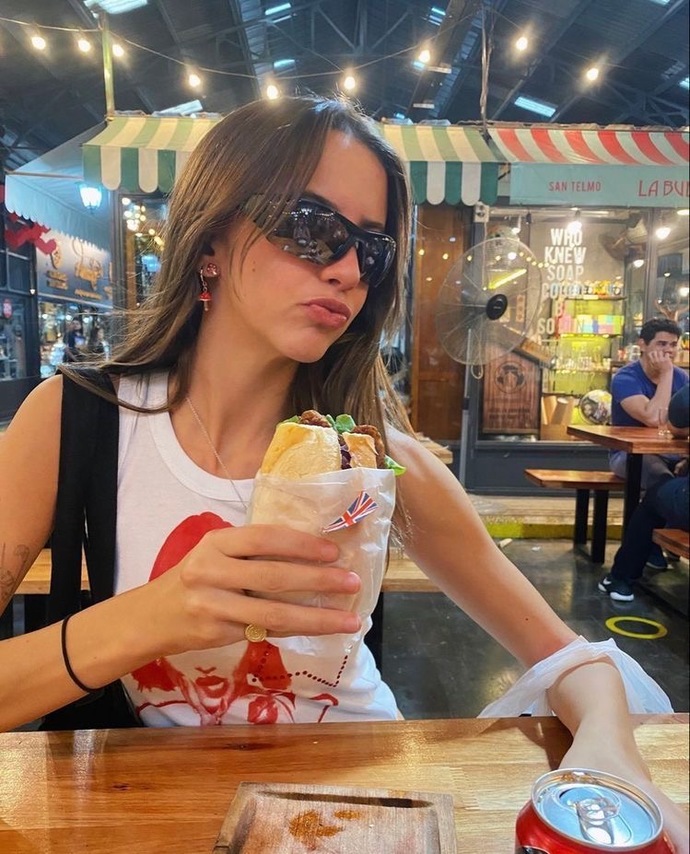 Gece acıktığında en çok hangi fast foodu canın çeker?