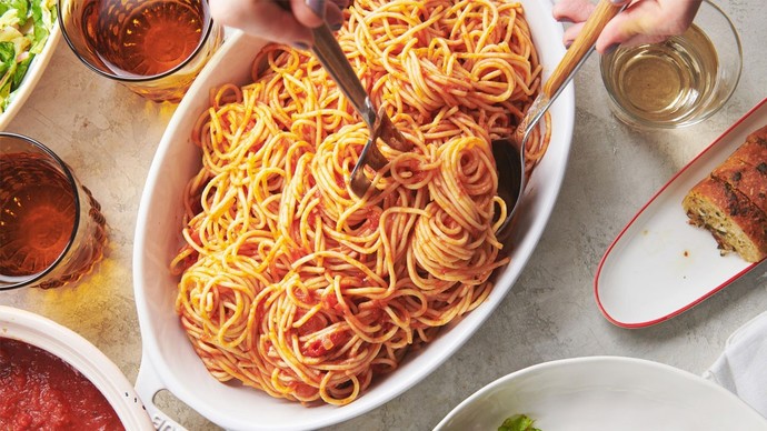 Spagettiye yakışan en güzel sos hangisidir?