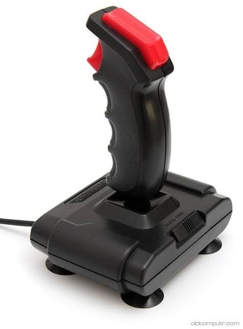 Bu zamana kadar çıkan oyun kontrolcüleri (Joystick, gamepad) aralarında favorileriniz hangileri?