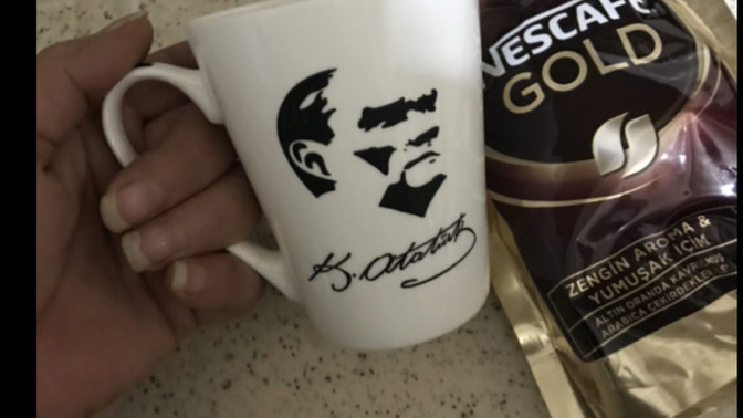 Bu saatte kahve içenler var mı?