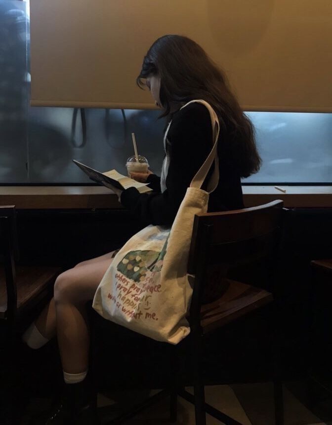 Tek başına vakit geçirmeyi sevmek garip bir durum mu?