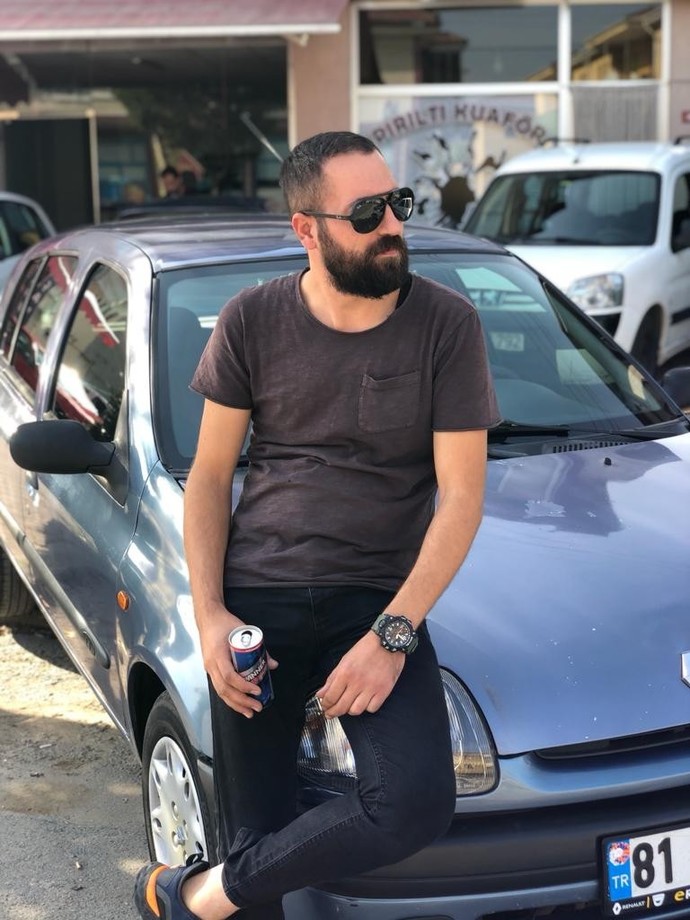 Türkiyedeki erkekler neden giyinmeyi bilmiyor?
