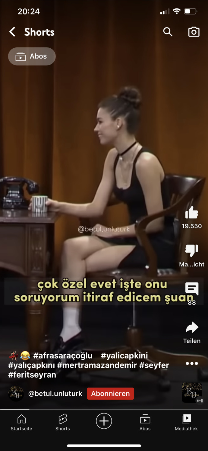 Sizce bu kızın zayıflığı çok mu zayıf yoksa böyle zayıf olması güzel mi?