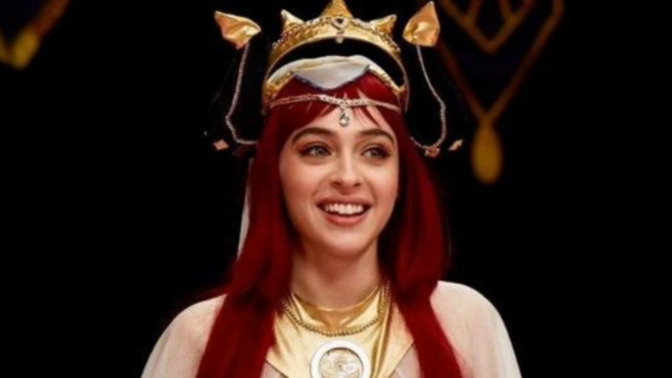 Ünlü oyuncu #cemrebaysel bir role-play oyunu olan Hoyoverse Genshin Impact oyununun yüzü oldu. #RPG oynuyor musunuz?