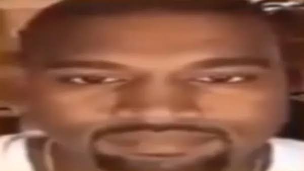 Arkadaşlar neden 10 kişinin 8 inde iPhone 11 var?