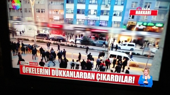 Ülkeye neler oluyor sizce herkes çığrından çıkmış?