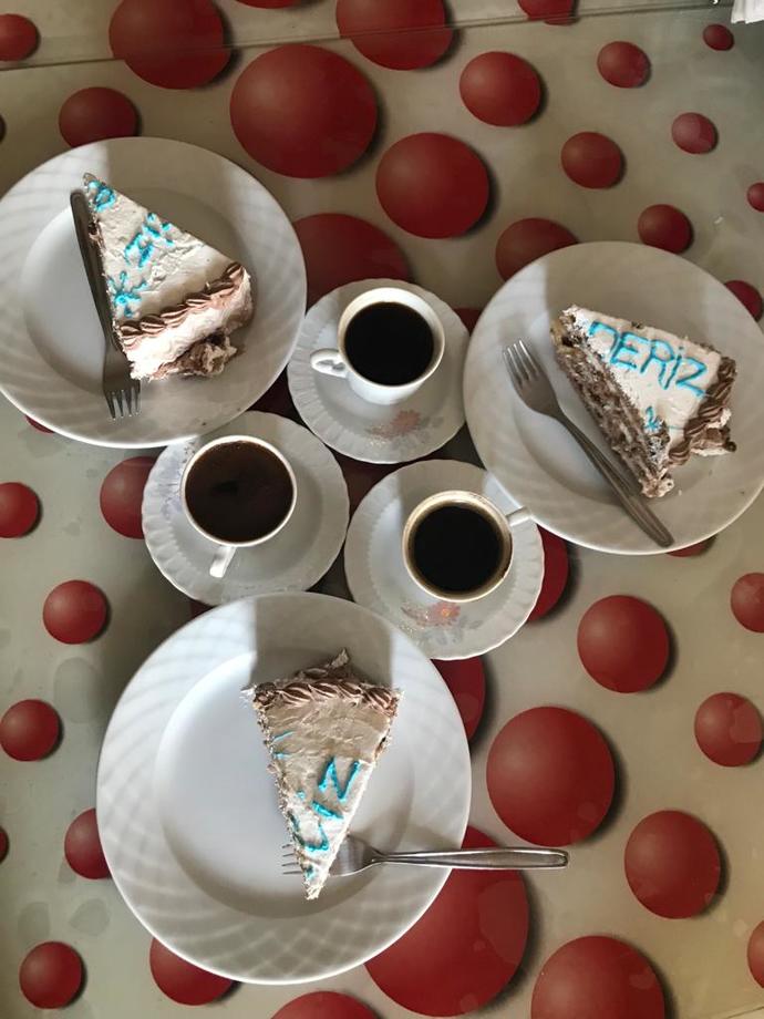 Türk kahvesinin yanında en iyi ne gider?