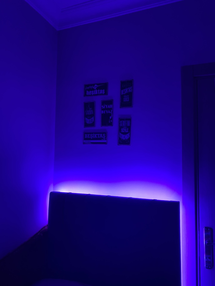 Arkadaşlar sizce hangi renk ?