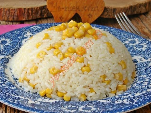Pirinç pilavı çeşitlerinden hangisini seviyorsunuz?