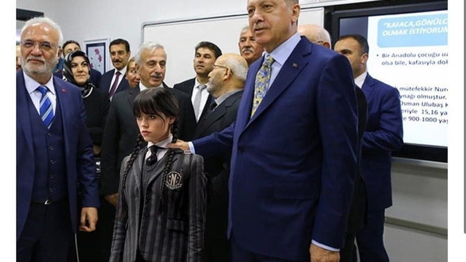 Son zamanlarda güldüğünüz bir icerigi paylaşır mısınız?