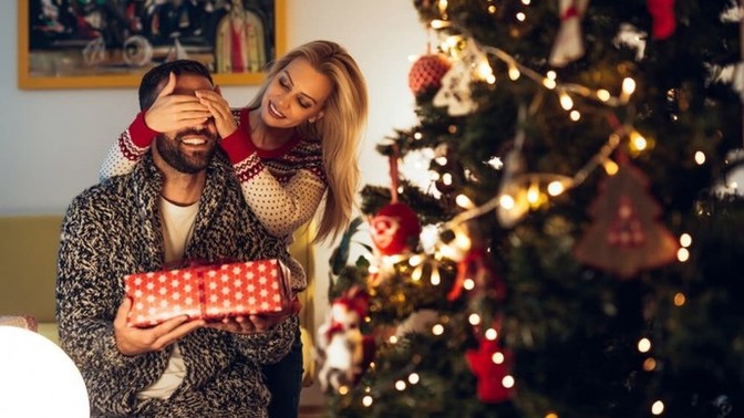 Sevgiliye yılbaşı hediyesi alınmalı mıdır?