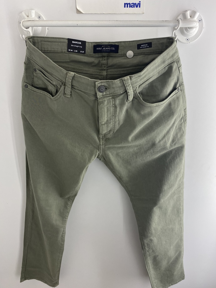 2 kot 👖 pantolon arasında seçim yapmakta zorlandım! Yardım eder misiniz?