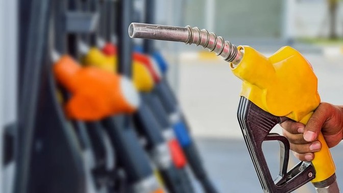 Brent petrol fiyatları düşmesine rağmen neden daha fazla indirim gelmiyor?