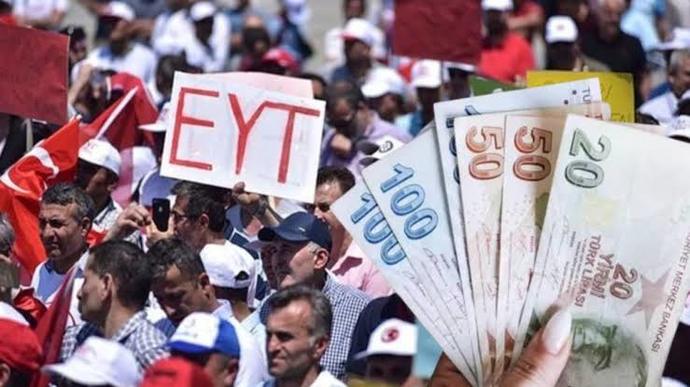 Onlar Türkiyenin en büyük sivil toplum örgütlerinden biri haline geldi. Çevrende EYTli birileri var mi?