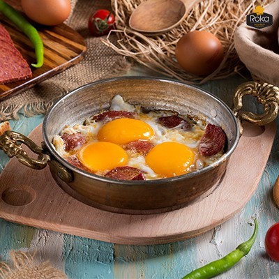 Menemen veya sucuklu omlet ekmek bandırılarak yenmezse tadı tam anlaşılır mı?