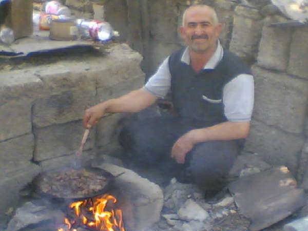 Sizce Yemek yapan erkek çekiciliği diye bir şey varmıdır?