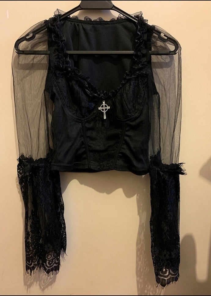 Gothic tarzıma geri mi dönsem?