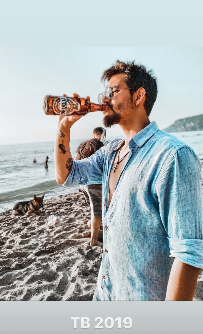 Yaz ayını özleyenler de bugün? Unutamadığın bir tatil fotoğrafını veya anını paylaşabilir misin benimle?