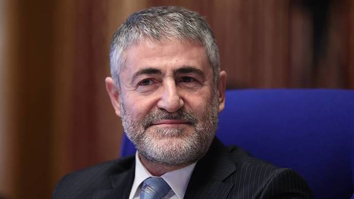 Bakan Nebati, Fakir fukaraya vermek bereket getirir dedi! En son ne zaman fakire yardım ettiniz?