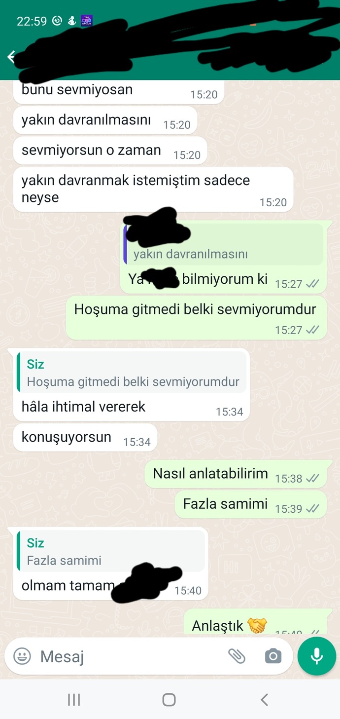 Arkadaşlar üniden sınıf arkadasimla konusmamiz anlamadim ben yanlış bir şey mi yaptım kırmış mıyım?