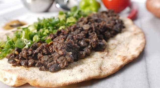 Sabah sabah ciğer kavurma yer misiniz?