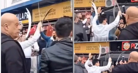Esenyurtta ellerinde kılıçla kutlama yaptılar! Hiç Esenyurta gittiniz mi?