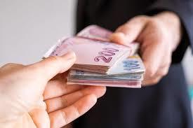 Kadınlar maaşlarını eşlerine vermeli mi?