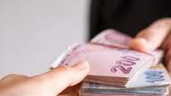 Kadınlar maaşlarını eşlerine vermeli mi?